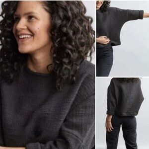 Jamie + The Jones Heavy Weight T Sweater Black/Gray Size Small EUC!